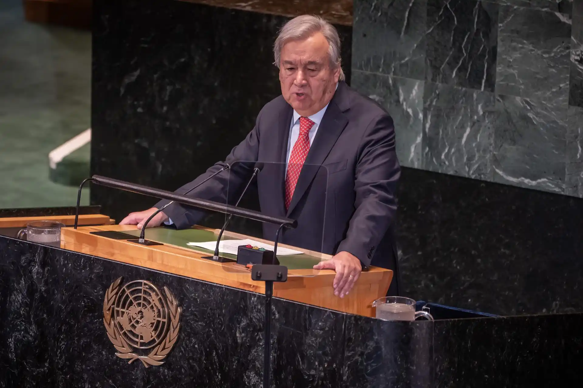 Antonio Guterres reclama a los países medidas "drásticas" para frenar el caos climático. Cumbre sobre los ODS en la sede de las Naciones Unidas, en Nueva York / Foto:  Michael Kappeler