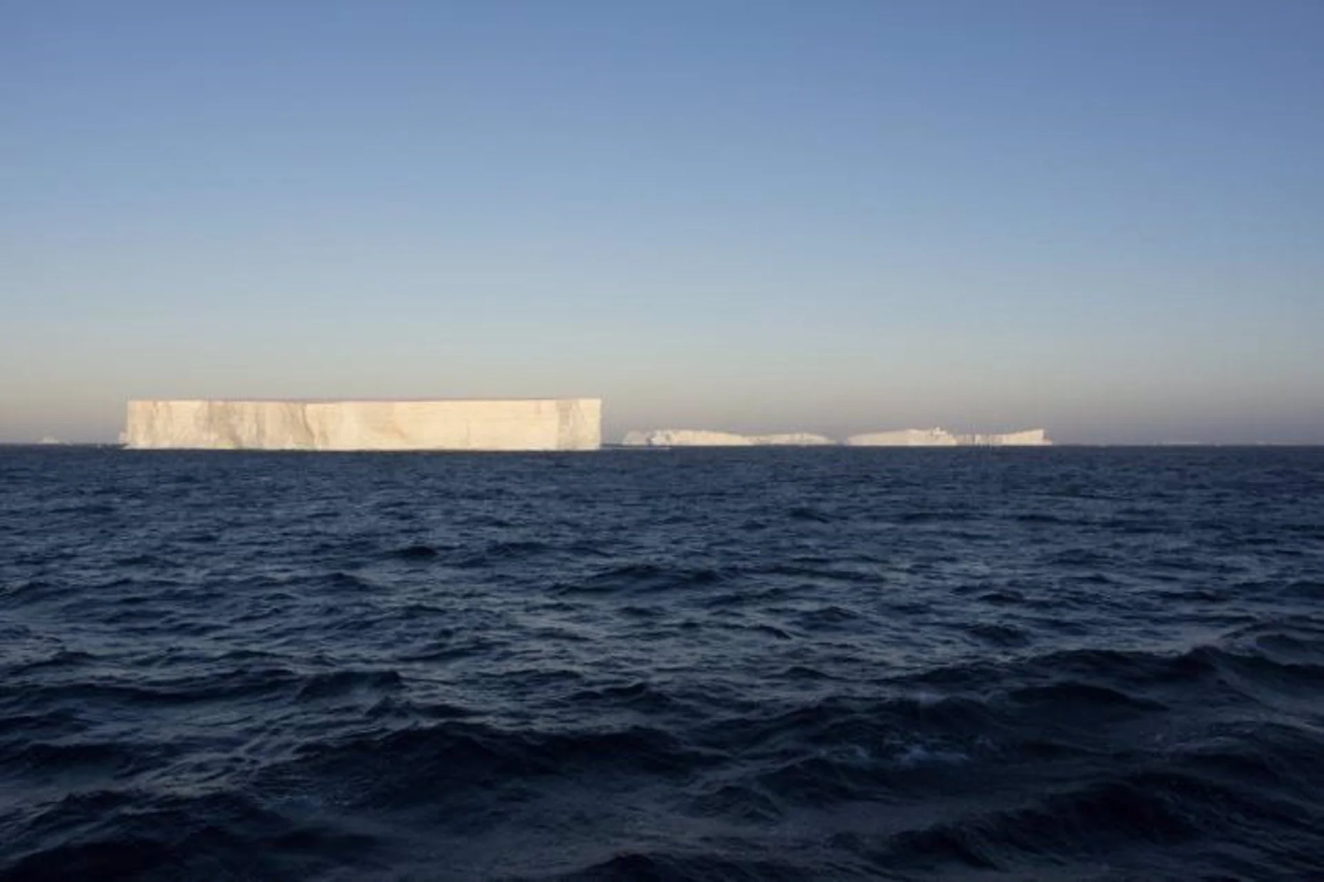 A-68, el iceberg supergigante que se desprendió de la plataforma de hielo Larsen C en 2017 / Foto: British Antártida Survey