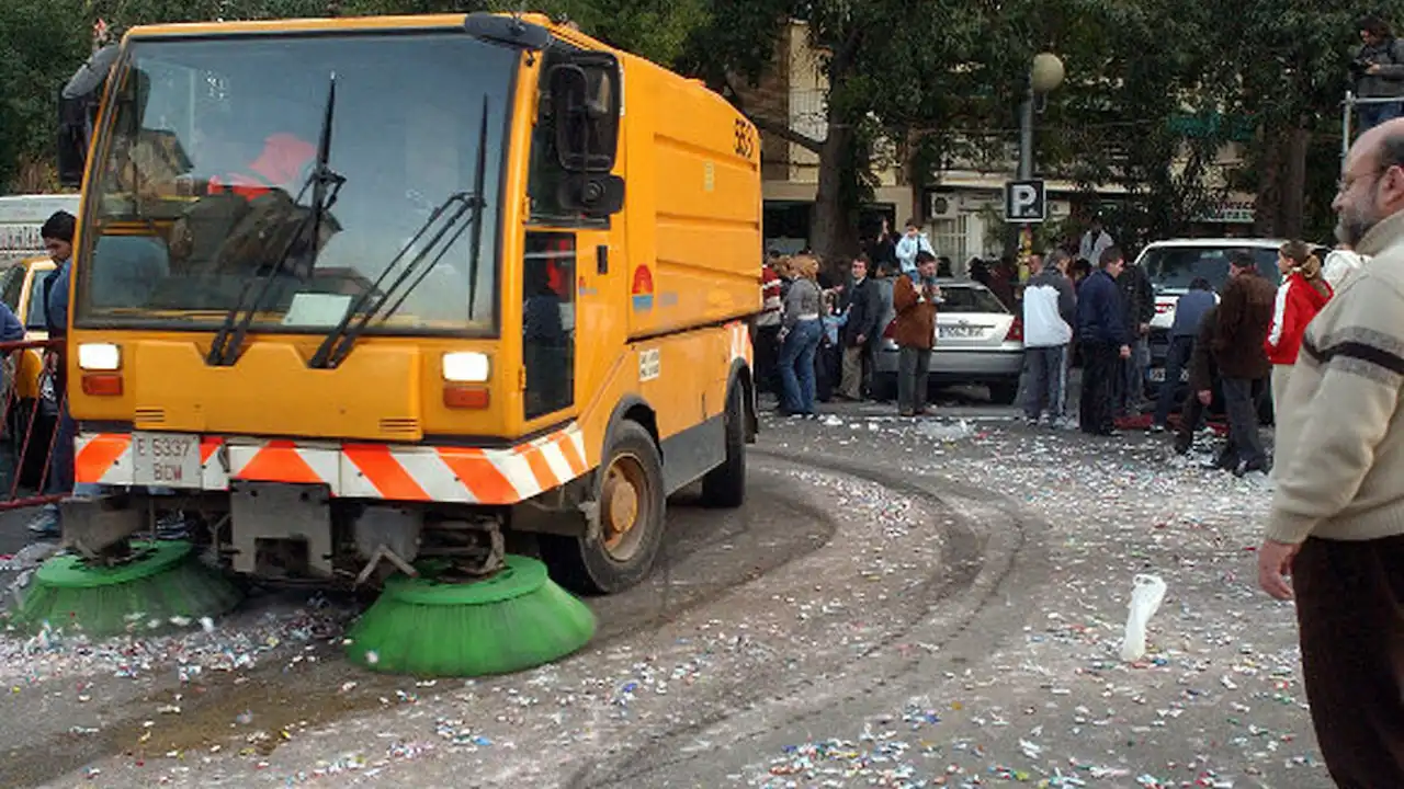 Más de 60 toneladas de caramelos a la basura dejarón los Reyes Magos de Sevilla / Foto: Ecologistas en Acción