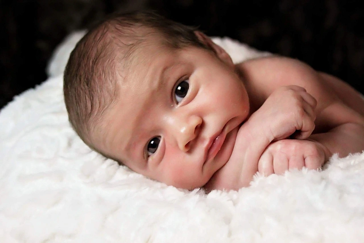 newborn baby 990691 1280 newborn baby 990691 1280