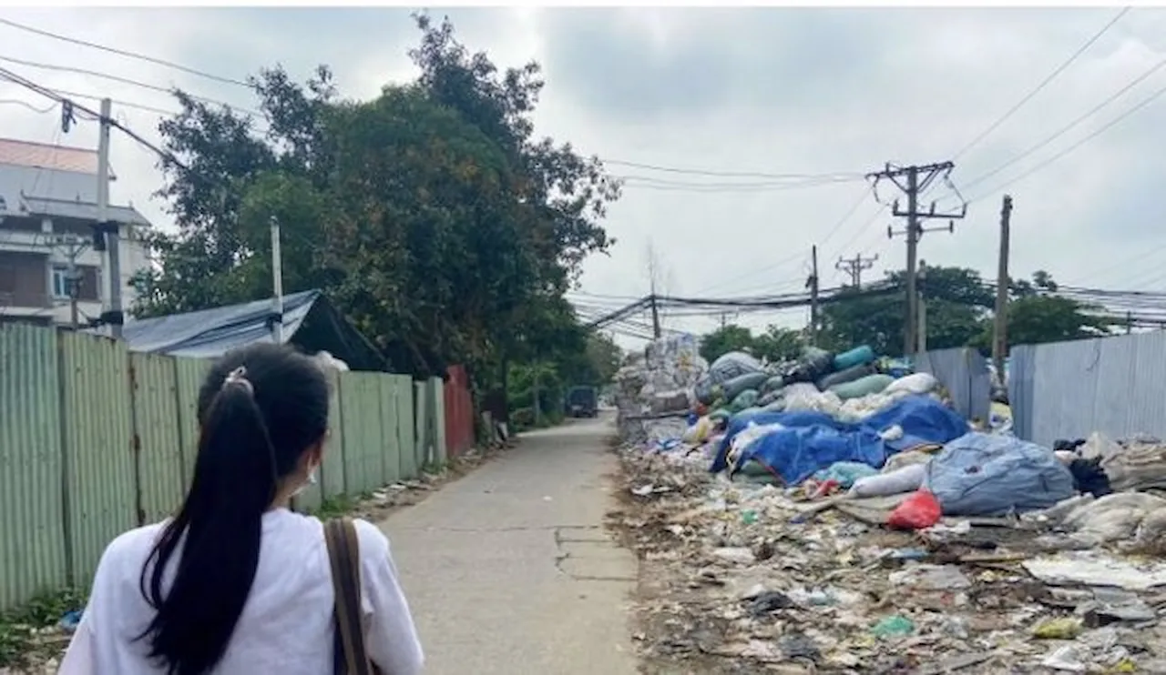 El plástico europeo acaba en la naturaleza del Sur Global sin reciclar. Vertedero plástico en Vietnam / Foto: Kaustubh Thapa