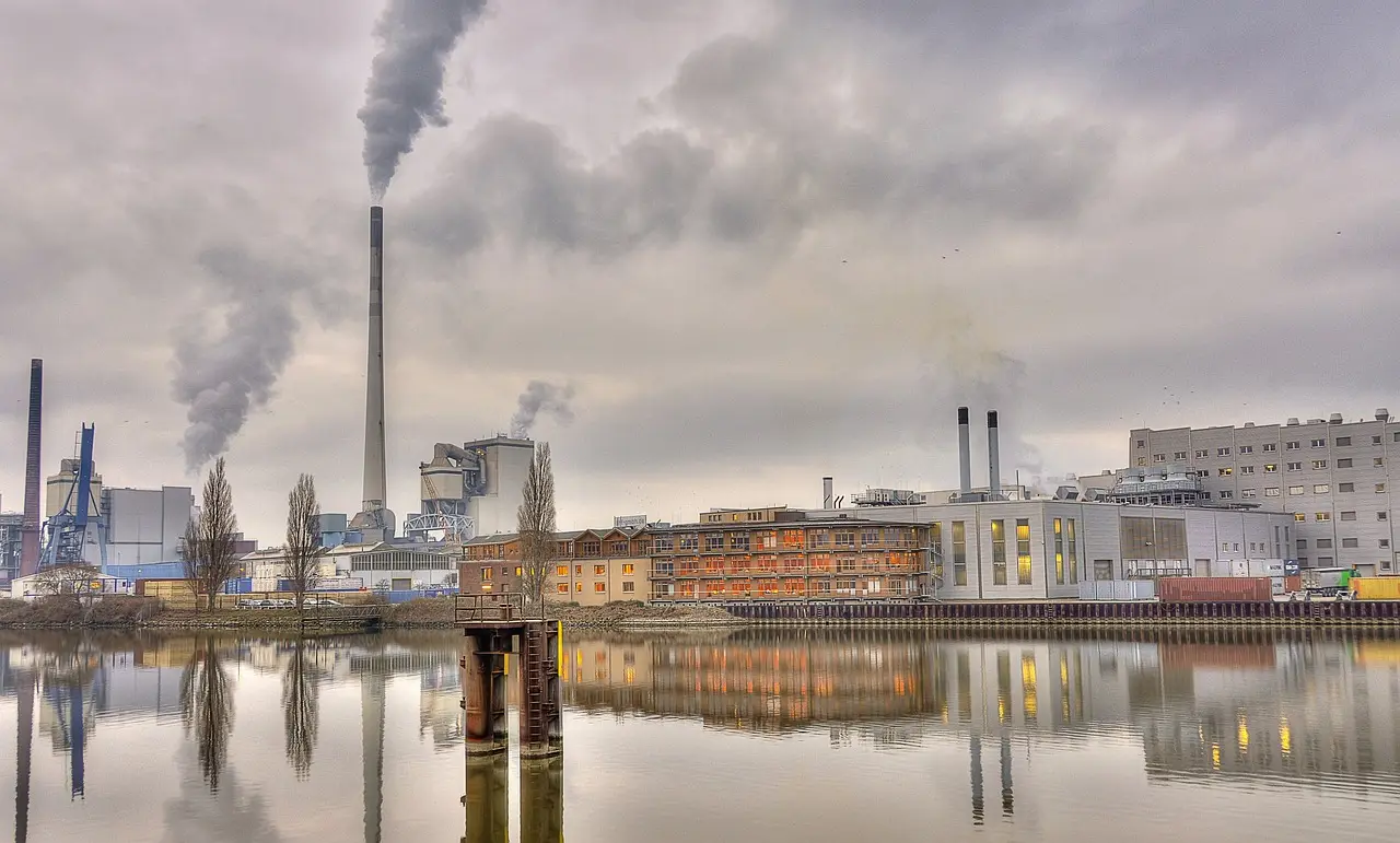 La contaminación por PFAS (tóxicos eternos) constituye un problema de salud pública / Foto: PB