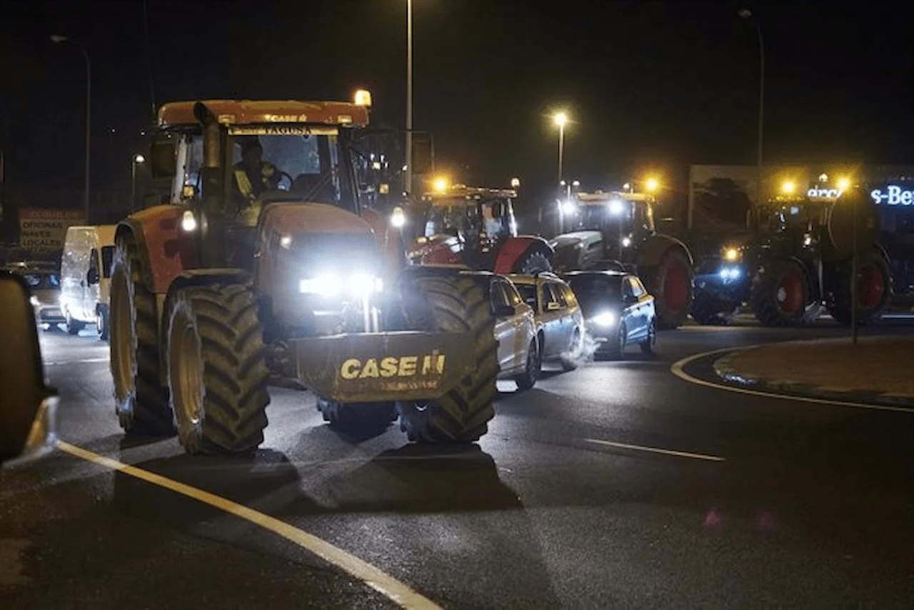 Movilización de tractores convocada por agricultores navarros. Protestas agricolas en España / Foto: EP