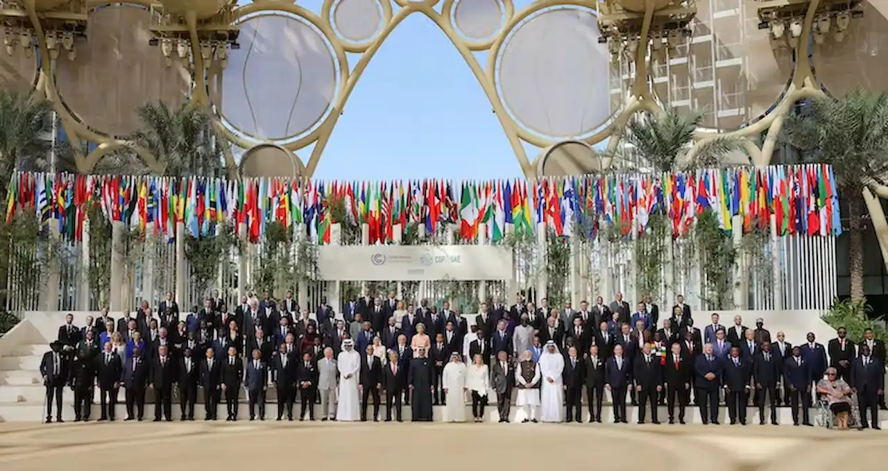 Jefes de Estado de todo el mundo durante la COP28 en Dubai, 2023. Ponen excusas para no asumir su responsabilidad climática / Foto:  UNclimatechange