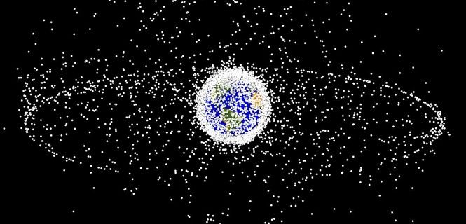 Algunos objetos podrían permanecer alrededor del planeta durante más de un siglo / Imagen: ESA