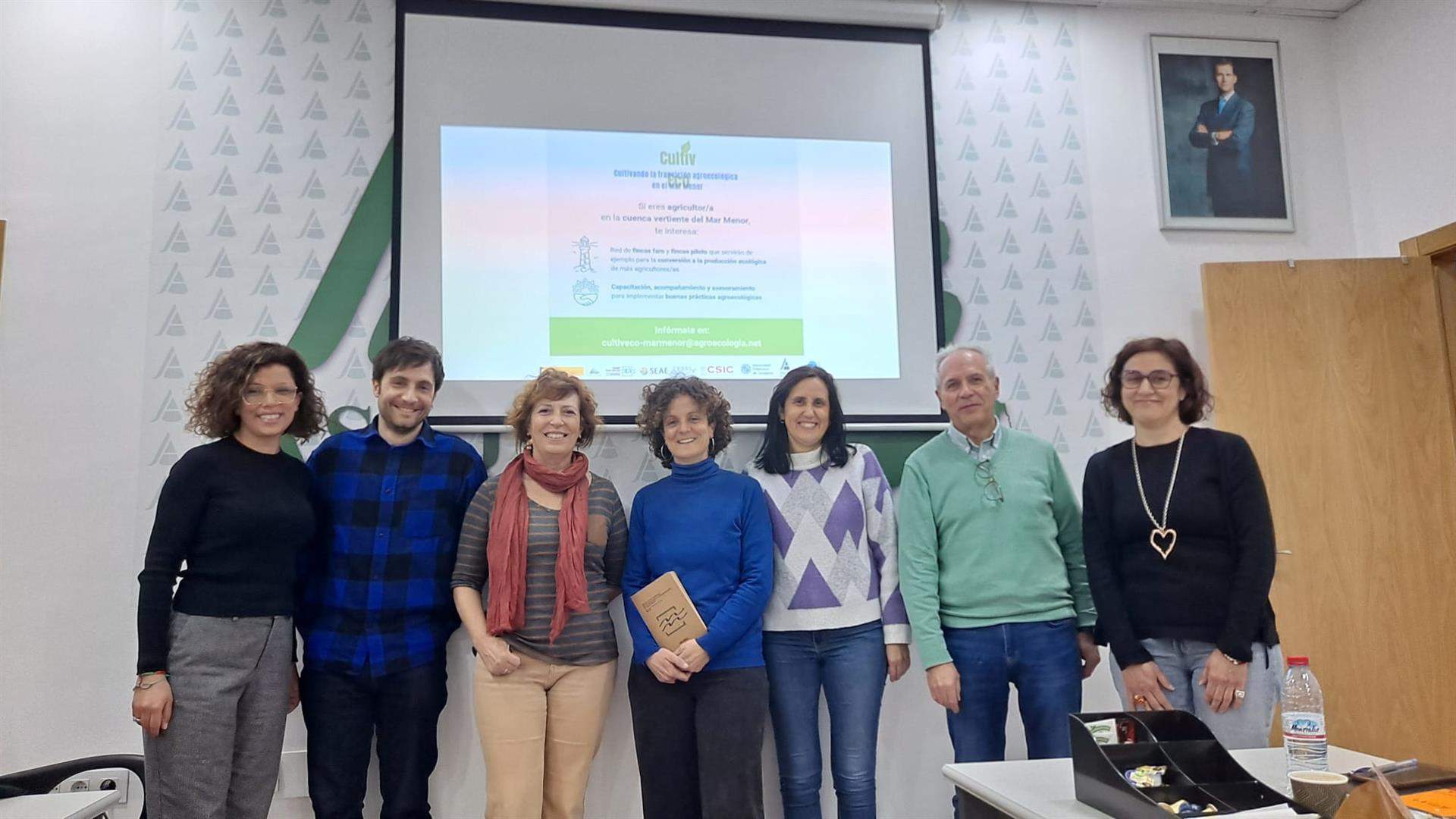 Equipo científico que colabora en el proyecto 'CultivEco en el entorno del Mar Menor / Foto: SEAE