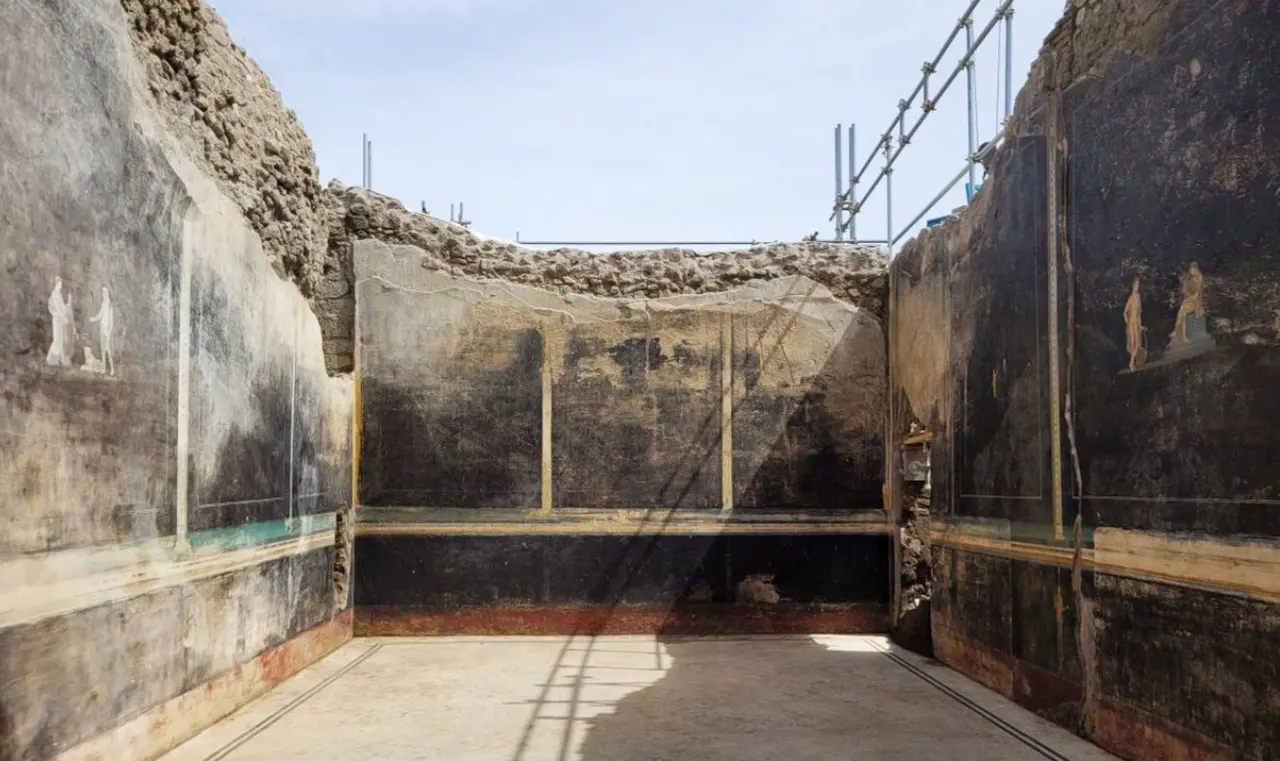 Aspecto del salón que ha emergido de nuevas excavaciones en Pompeya / Foto: Museos de Pompeya