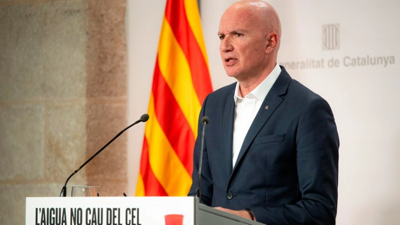 El conseller d'Acció Climàtica anuncia la instalación de desalinizadoras portátiles en Catalunya / Foto: EP