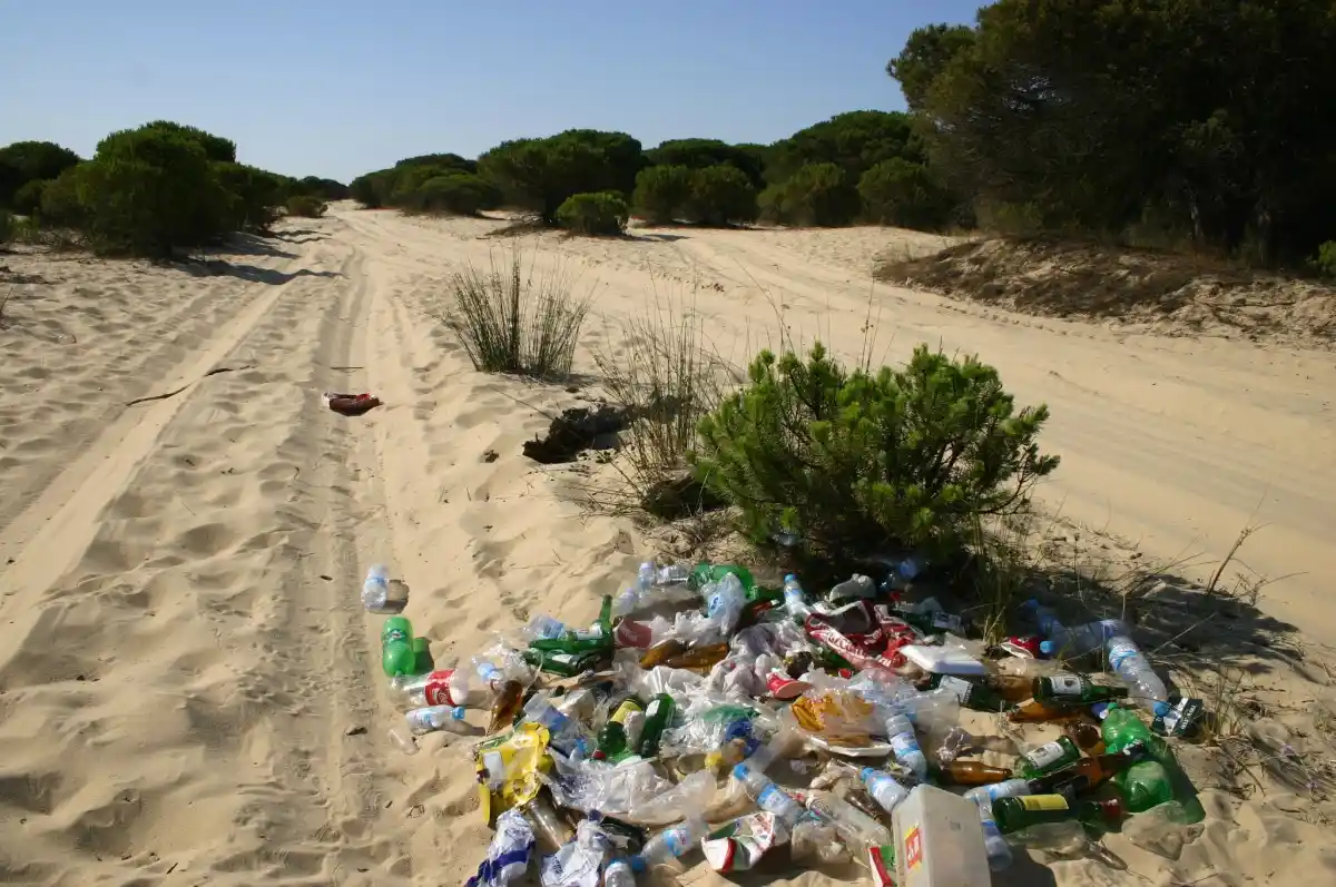 Basuras Vereda Sanlucar