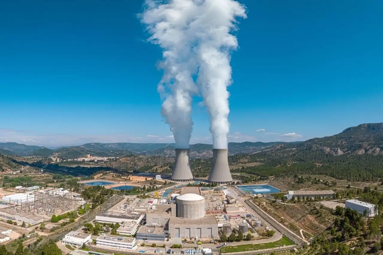 La energía nuclear no es limpia ni barata. Central Nuclear de Cofrentes / Foto: EP