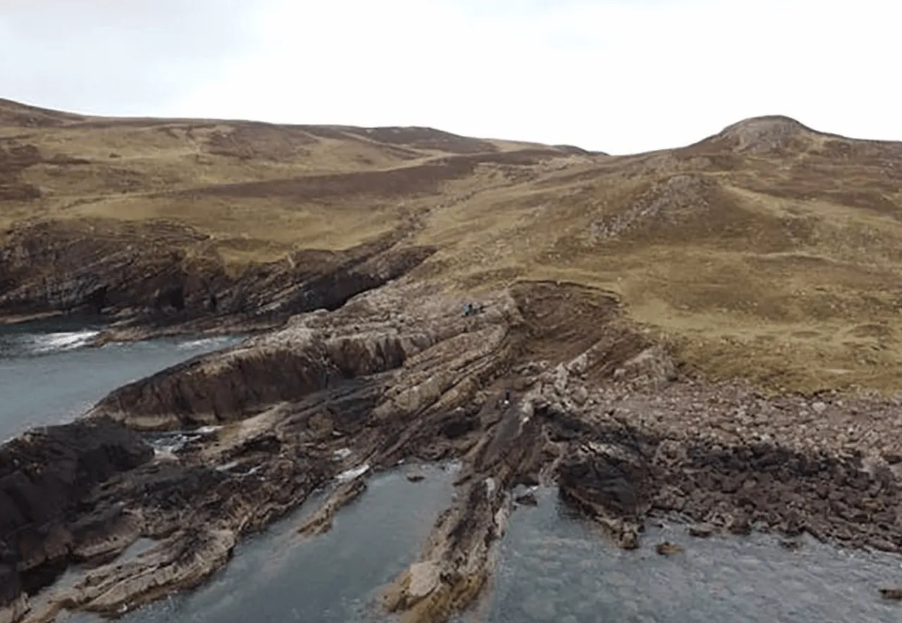 Fragmentos del meteorito hallado en Escocia, clave para reescribir la historia geológica del planeta / Foto: EP