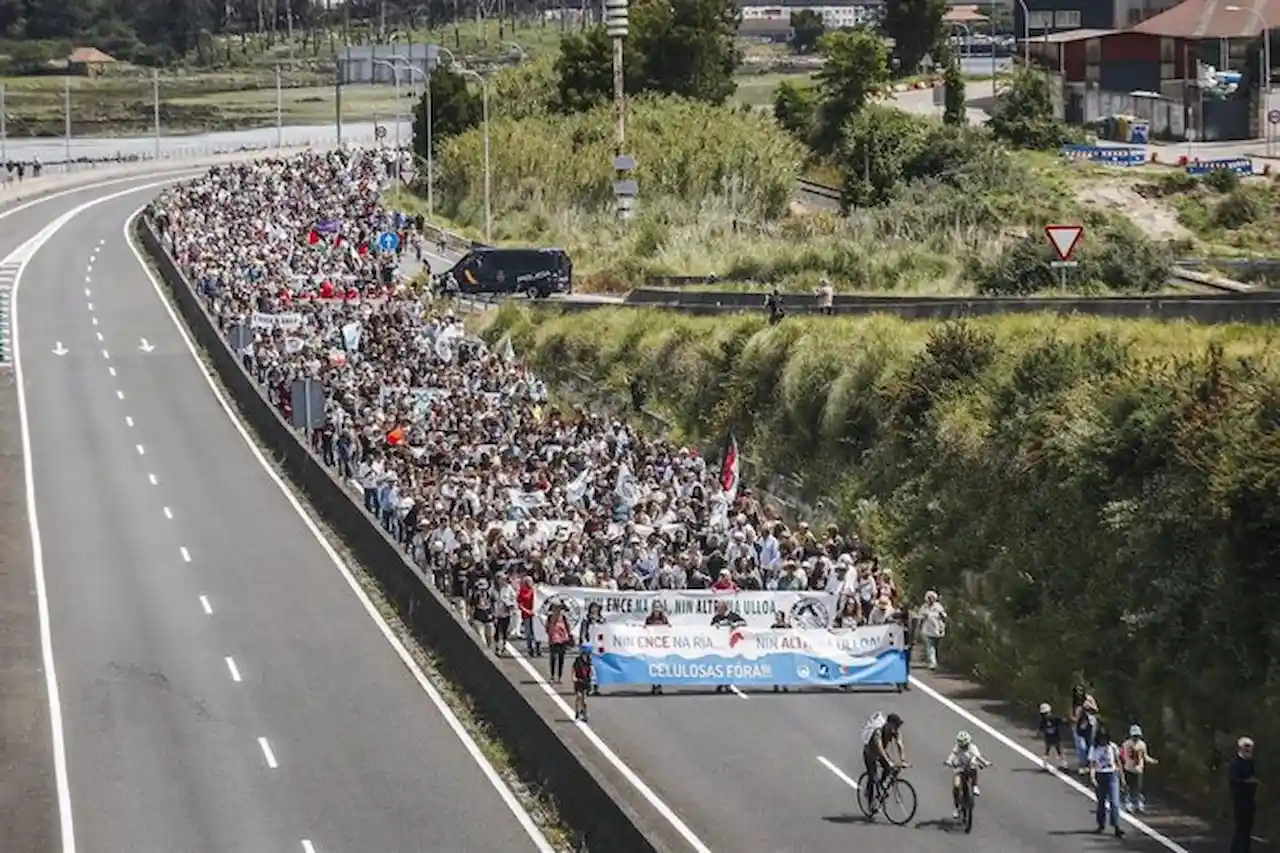 Una nueva protesta contra Altri, a 1 de junio de 2025, en Pontevedra / Foto: EP