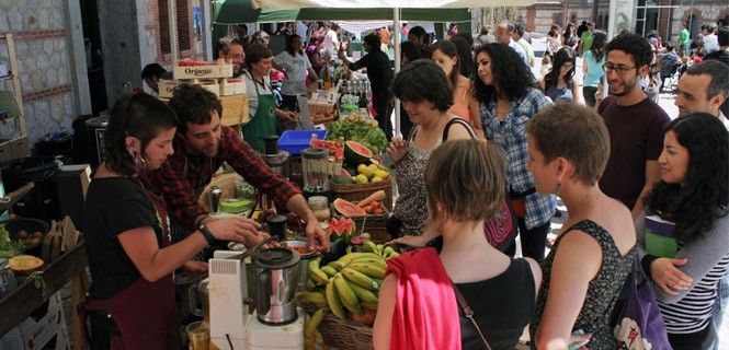 Uno de los puestos de la primera edición de la muestra madrileña / Foto: Feria de Economía Solidaria de Madrid