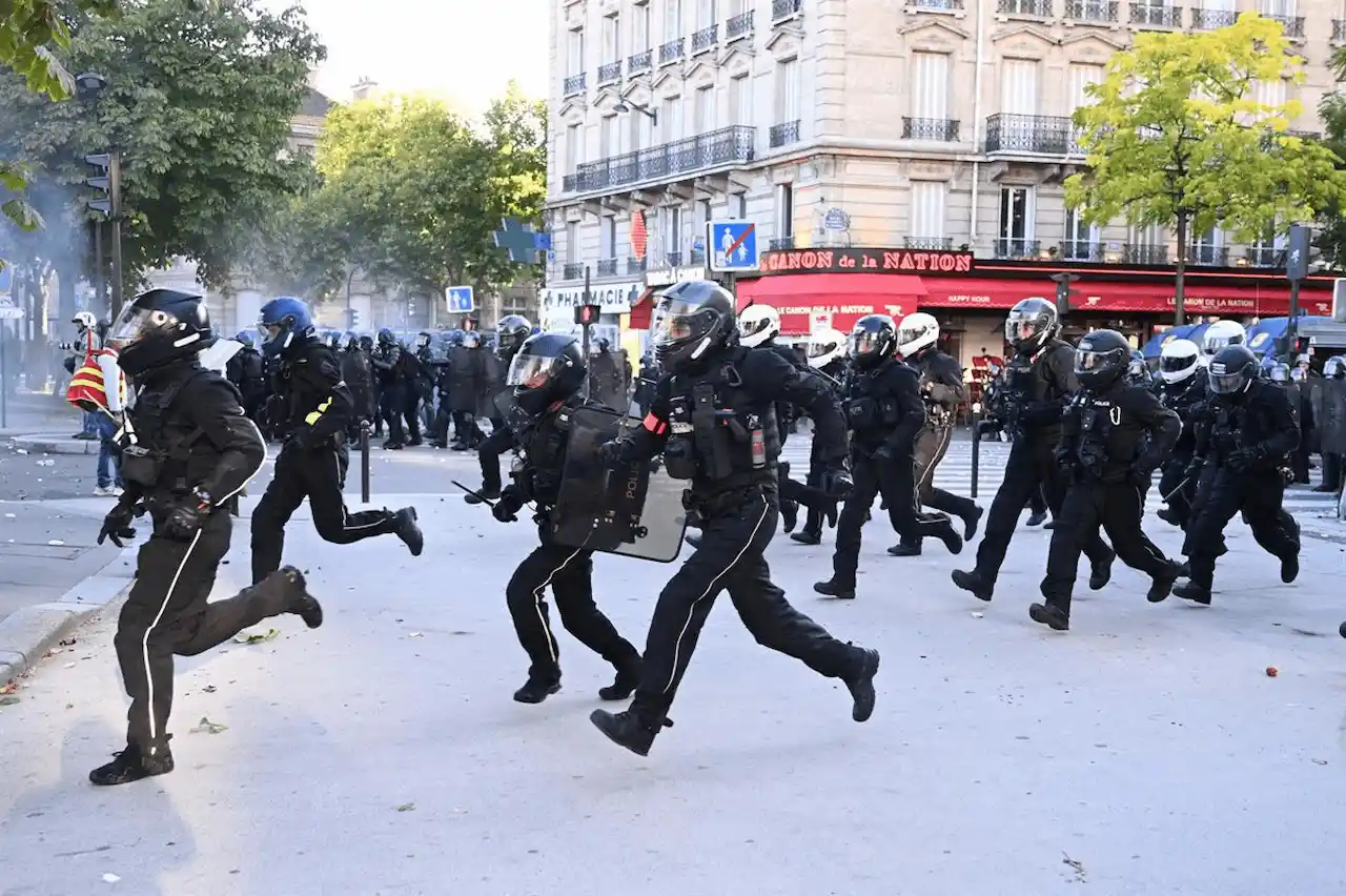 Más de 300 detenidos en la jornada de huelga en Francia / Foto: EP