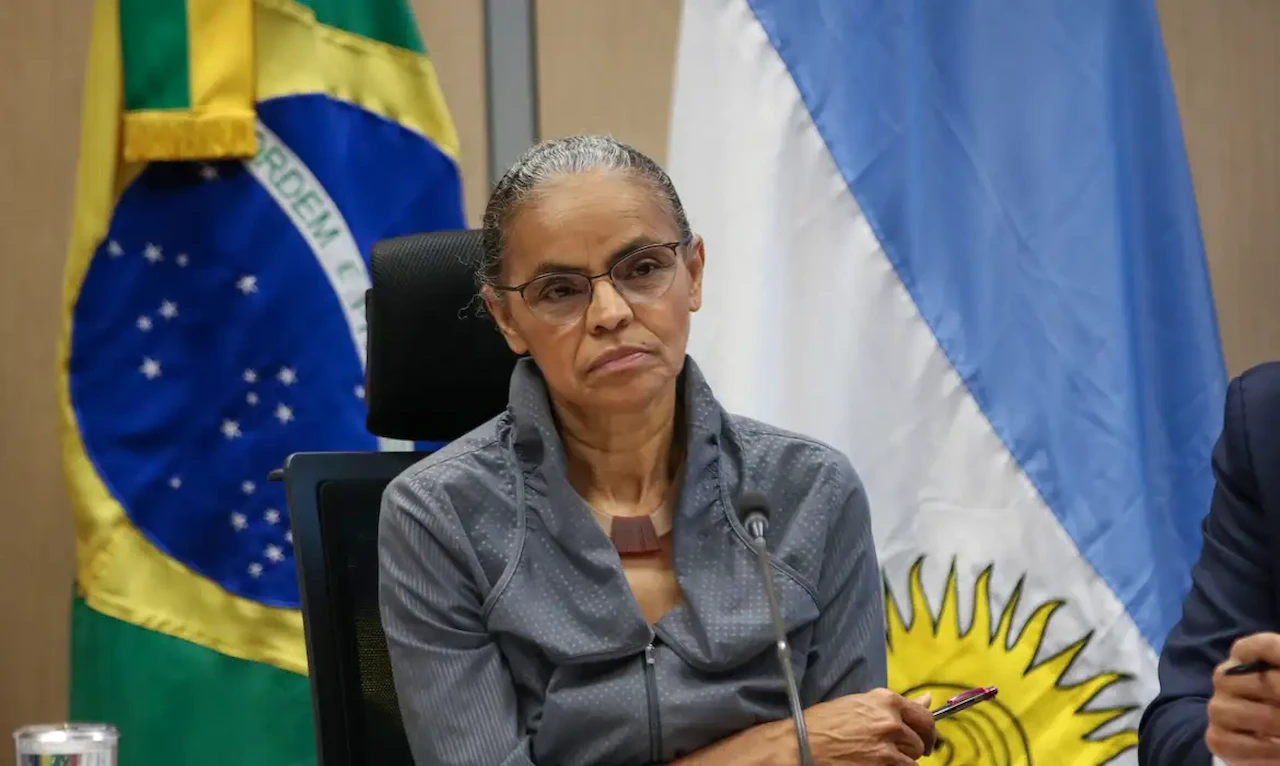 La ministra brasileña Marina Silva lidera la iniciativa para abandonar los combustibles fósiles / Foto: EP