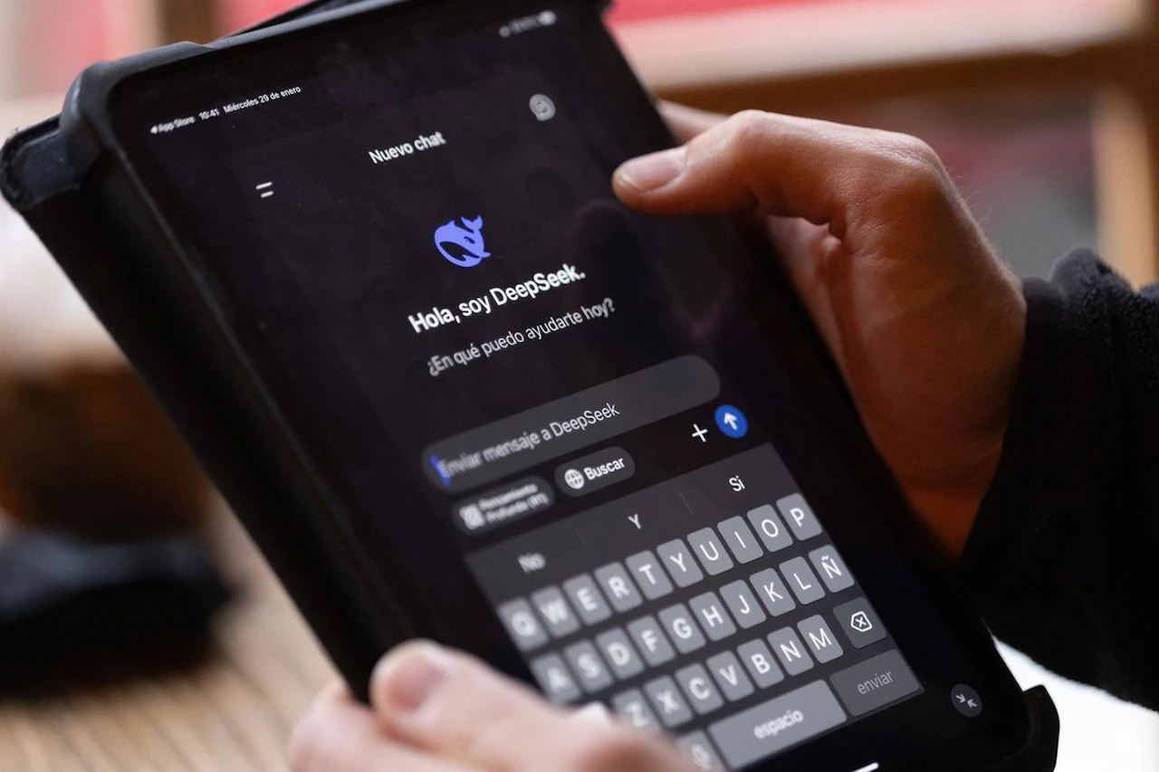 Las palancas de la persuasión política con chatbots / Foto:  Eduardo Parra - EP