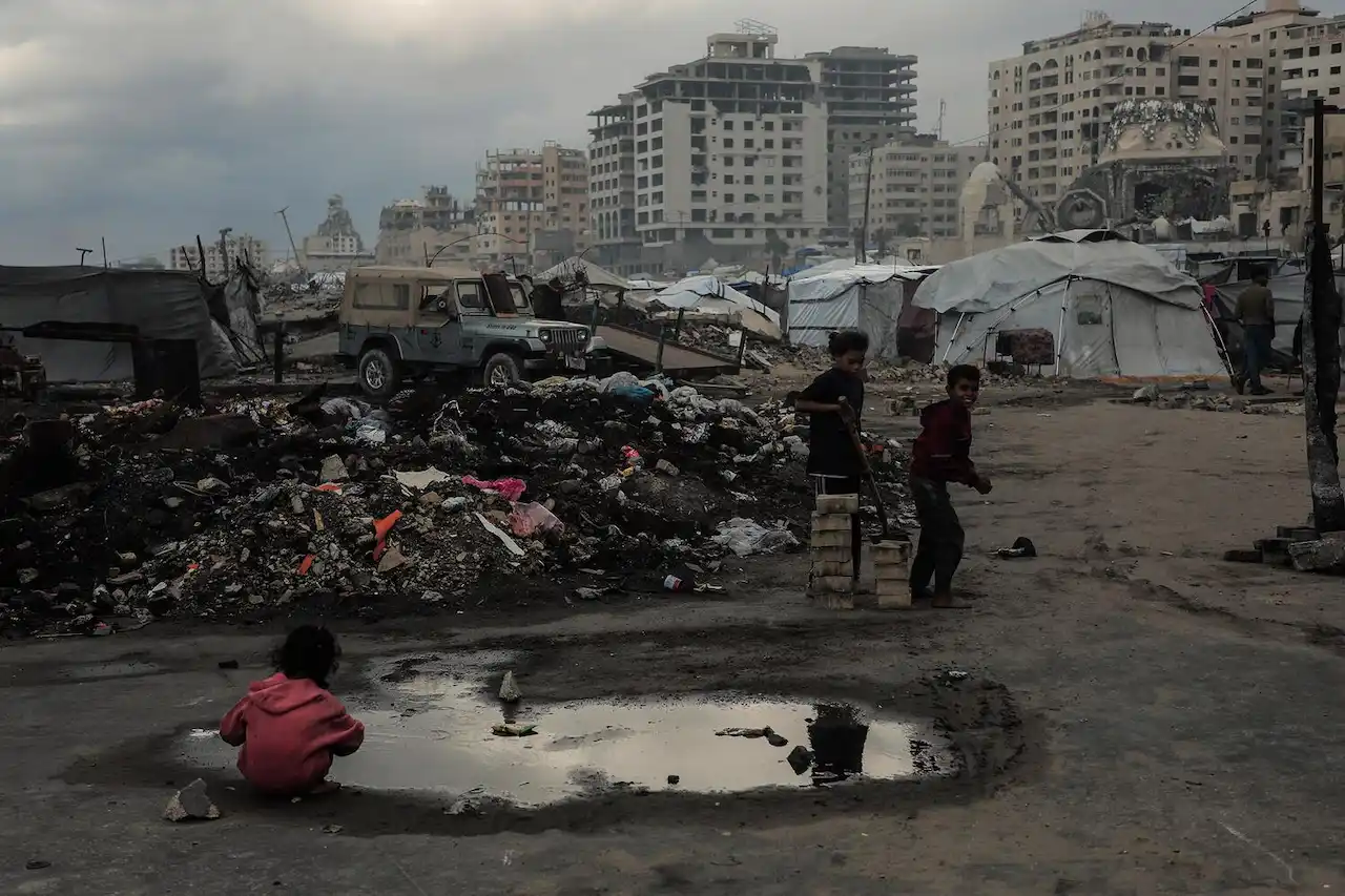 Médicos sin Fronteras y a otras 36 ONG, expulsadas de Gaza. Niños en Gaza en pleno invierno / Foto: Unicef