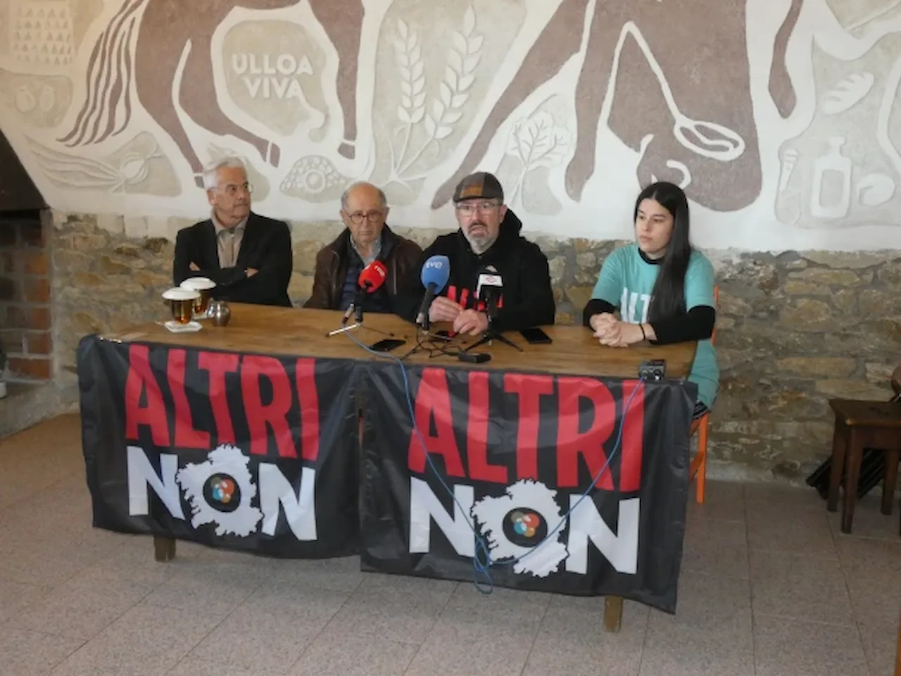 Pasos pendientes para que el proyecto Altri se entierre definitivamente / Foto: Plataforma Ulloa Viva Pasos pendientes para que el proyecto Altri se entierre definitivamente / Foto: Plataforma Ulloa Viva