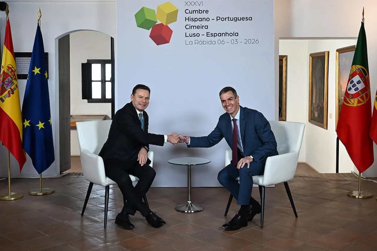 España y Portugal firman una alianza frente a la emergencia climática / Foto:  Pool Moncloa - Borja Puig de la Bellacasa