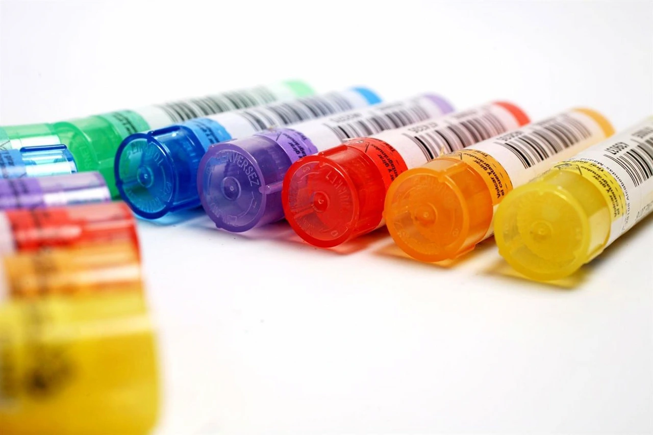 Frascos de productos homeopáticos sin eficacia terapéutica demostrada / Foto: Archivo - EP