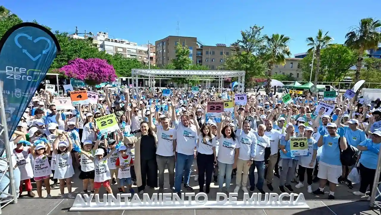 1.700 voluntarios y voluntarias en la V edición del 'Reto Río Limpio' en Murcia / Foto: EP