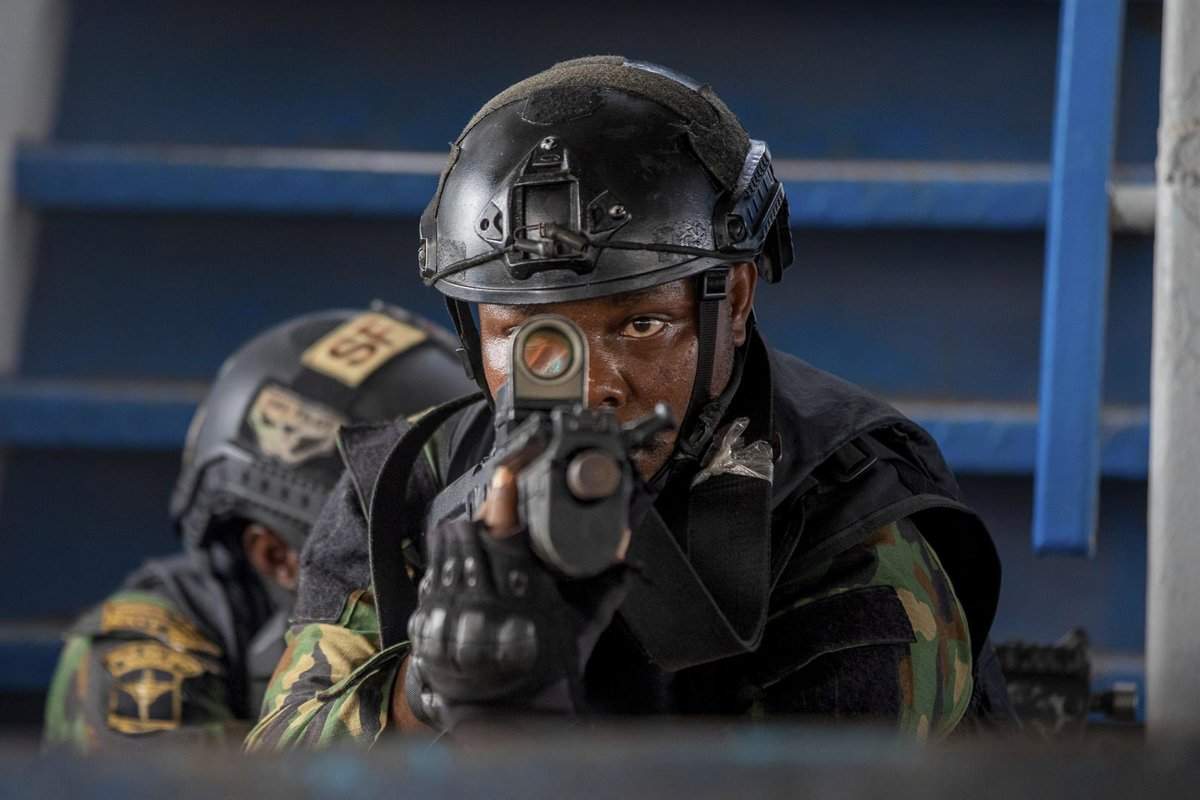 Militares nigerianos durante unas maniobras en Ghana en 2023. La retirada de USAID dispara la violencia en África / Foto: Archivo - EP
