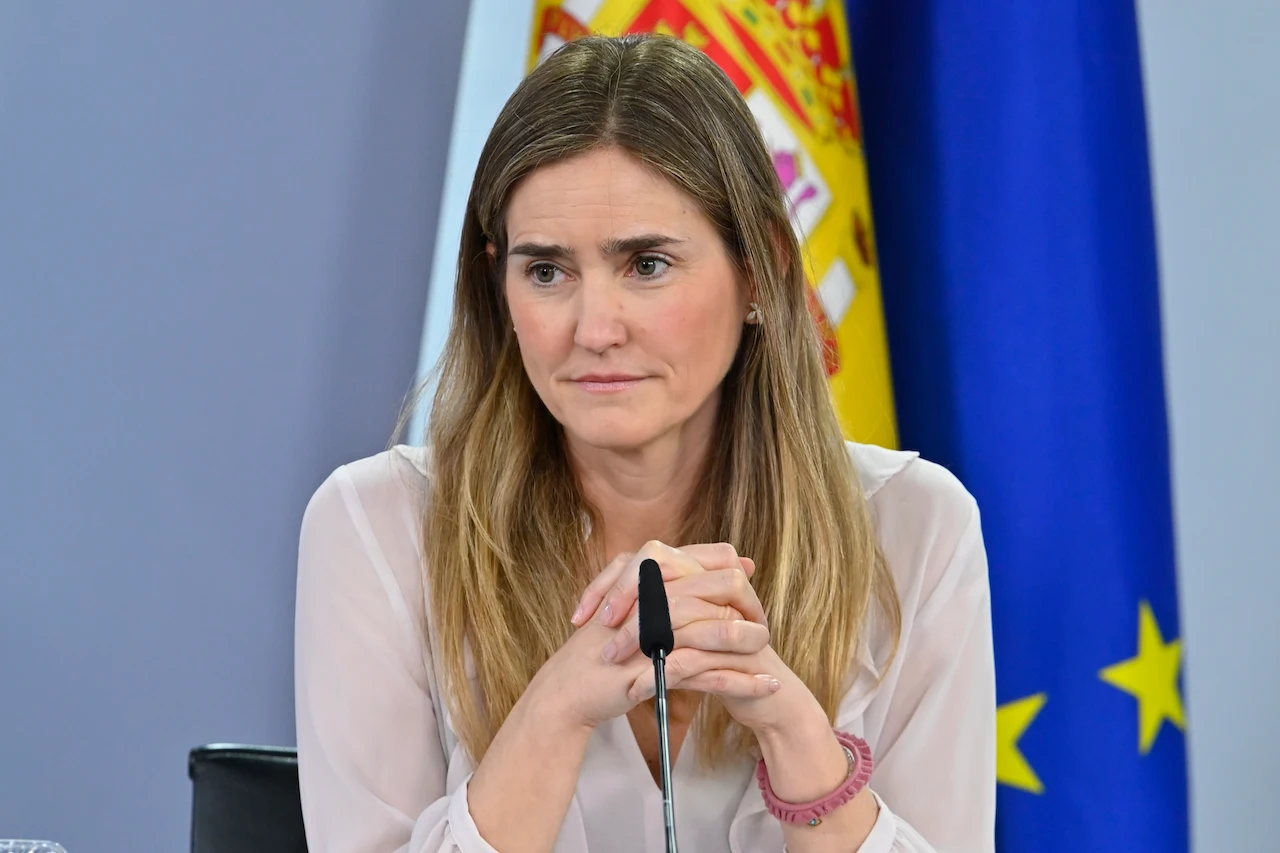La vicepresidenta tercera y ministra para la Transición Ecológica, Sara Aagesen, anuncia la nueva línea de ayudas / Foto: MITECO - EP