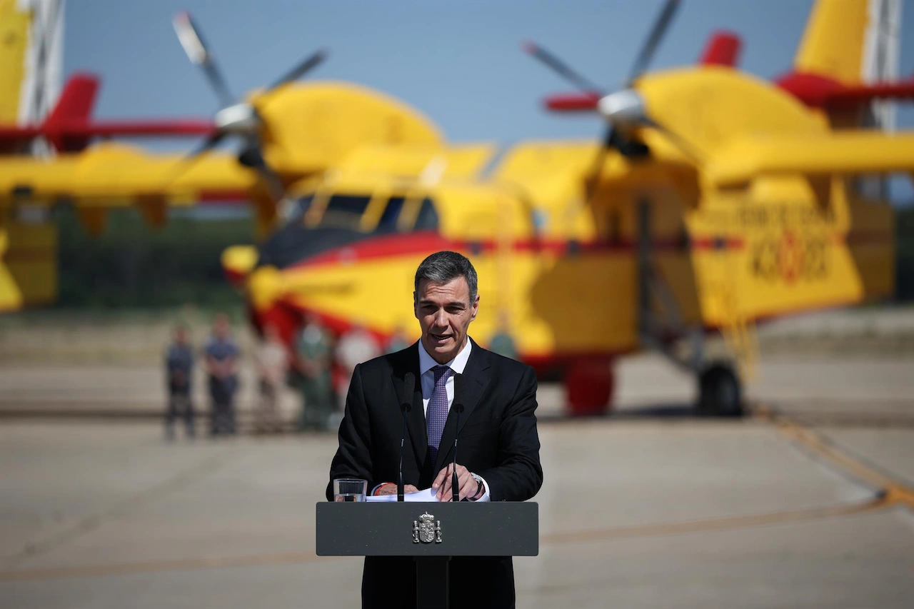El presidente del Gobierno, Pedro Sánchez, durante el acto oficial de presentación del plan nacional de prevención y extinción de fuegos, en la Base Aérea, a 21 de mayo de 2026, en Torrejón de Ardoz, Madrid (España) / Foto: EP El presidente del Gobierno, Pedro Sánchez, durante el acto oficial de presentación del plan nacional de prevención y extinción de fuegos, en la Base Aérea, a 21 de mayo de 2026, en Torrejón de Ardoz, Madrid (España) / Foto: EP