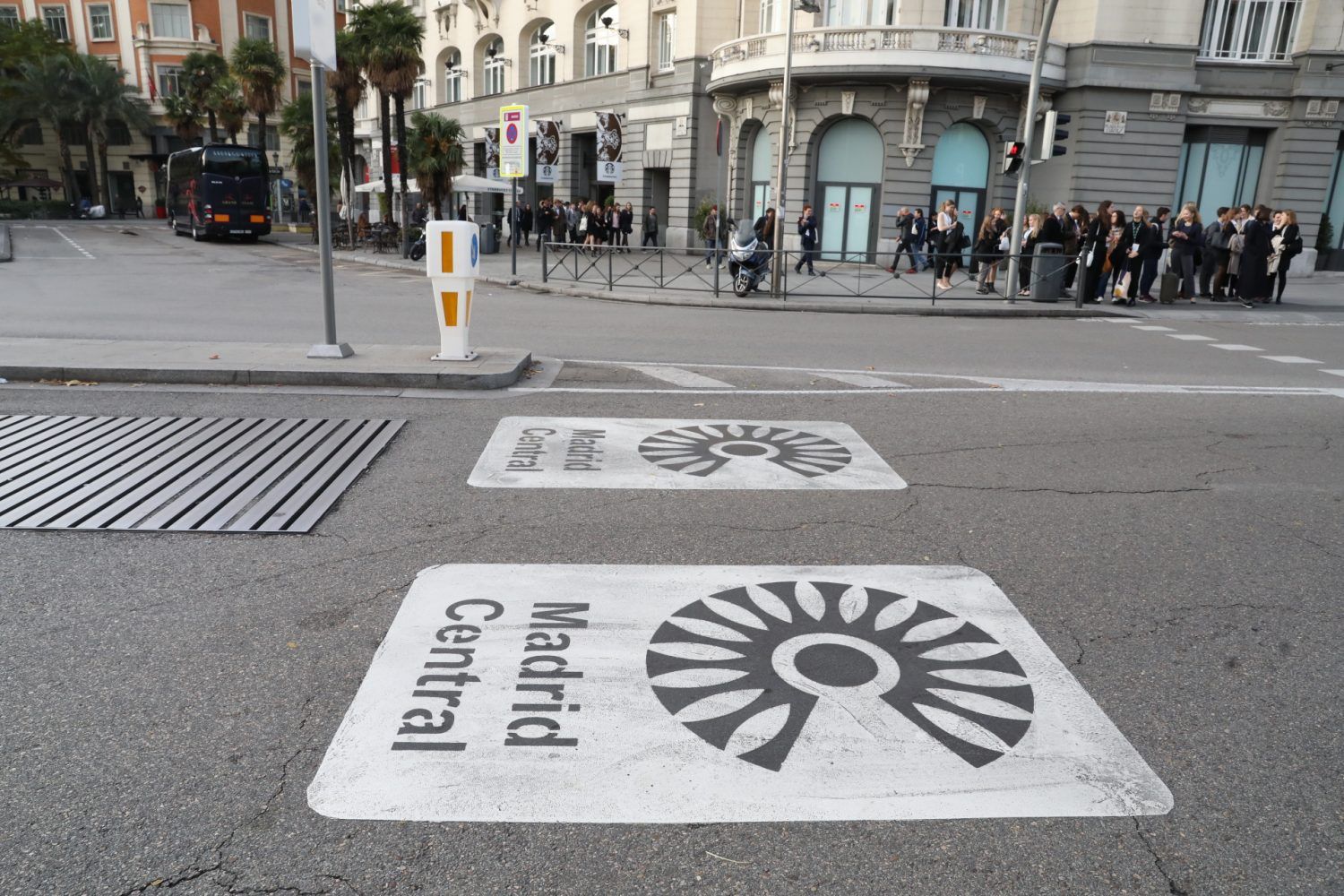 Señales de acceso a la entrada de la zona de bajas emisiones / Foto: Wikipedia