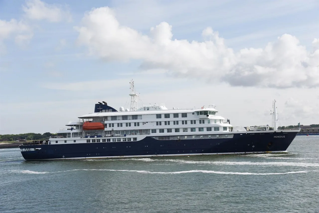 El crucero 'MV Hondius' llega al puerto de Rotterdam tras el desembarco de pasajeros realizado en Canarias por el brote de hantavirus / Foto: EP El crucero 'MV Hondius' llega al puerto de Rotterdam tras el desembarco de pasajeros realizado en Canarias por el brote de hantavirus / Foto: EP