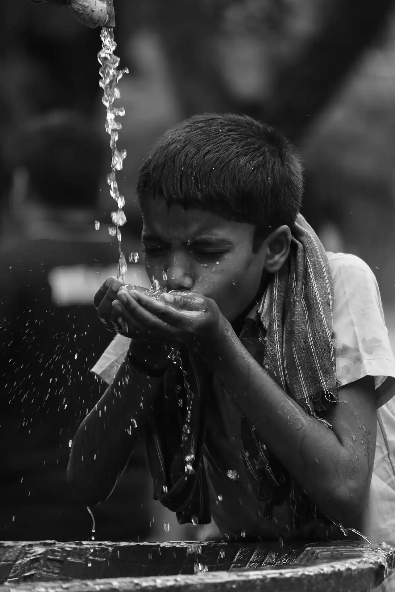 Los contaminantes persistentes en el agua de consumo / Foto: PB