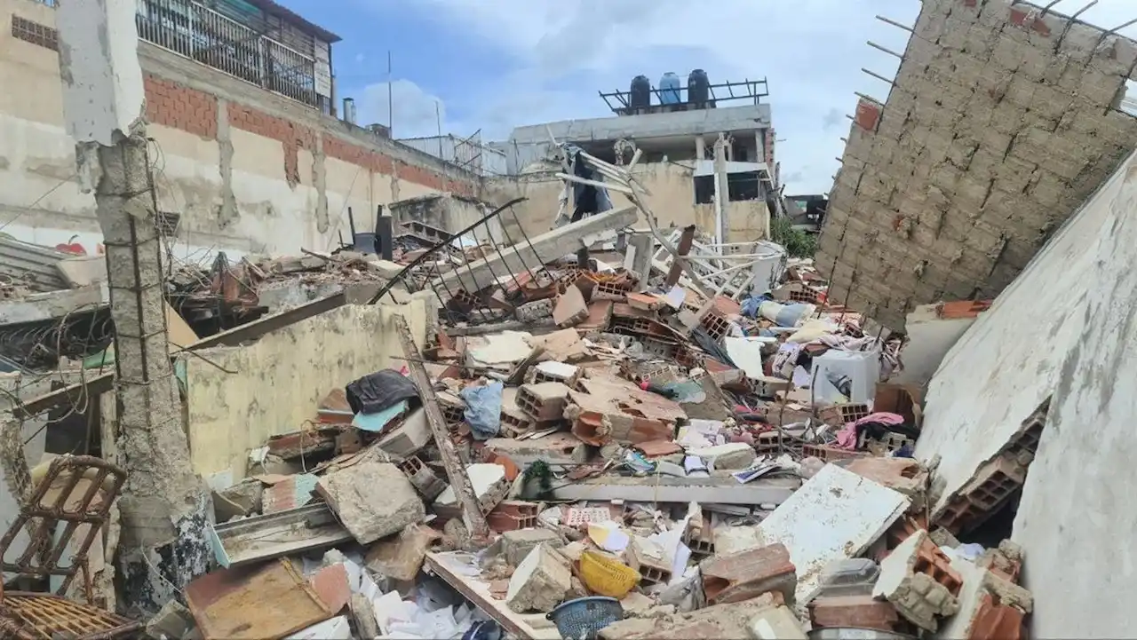 Escombros de edificios dañados en Catia La Mar, en el estado venezolano de La Guaira, tras el doble terremoto / Foto: EP