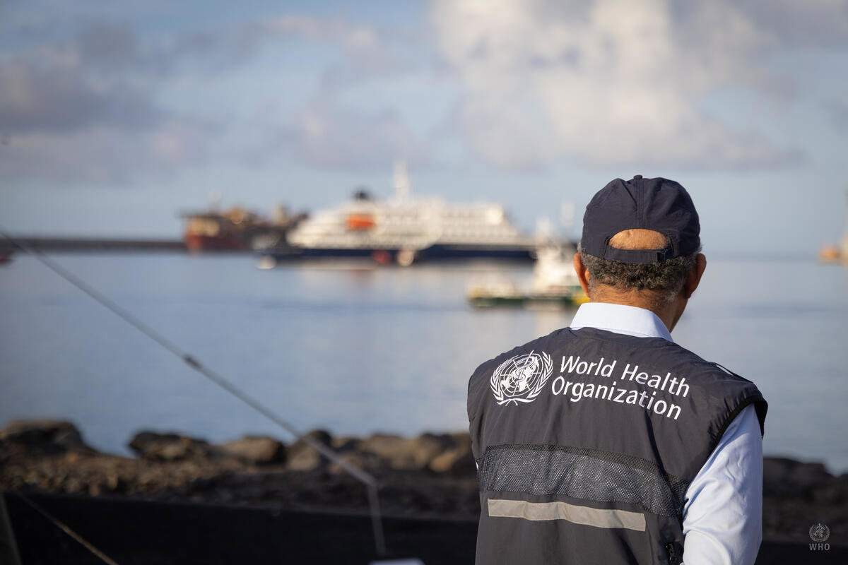 Director general de la Organización Mundial de la Salud (OMS), Tedros Adhanom Ghebreyesus frente al crucero MV Hondius con el brote de hantavirus / Foro: EP Director general de la Organización Mundial de la Salud (OMS), Tedros Adhanom Ghebreyesus frente al crucero MV Hondius con el brote de hantavirus / Foro: EP