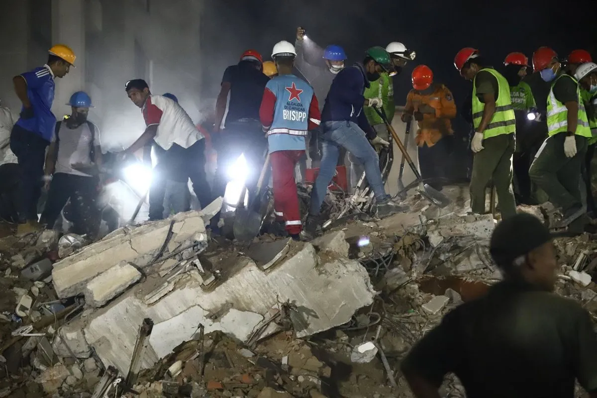 Operaciones de rescate tras los terremotos que han dejado miles de muertos y heridos en Venezuela / Foto: EP