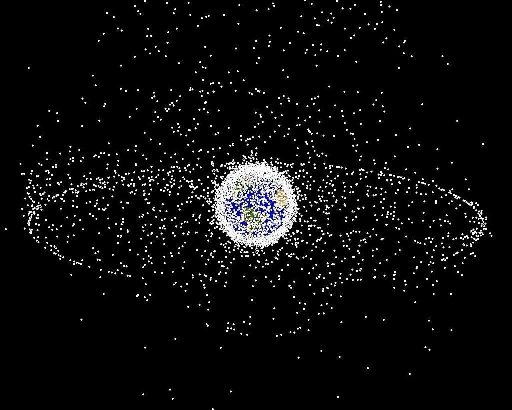 Gráfico de la agencia estadounidense que sitúa los principales elementos de desechos espaciales / Foto: NASA