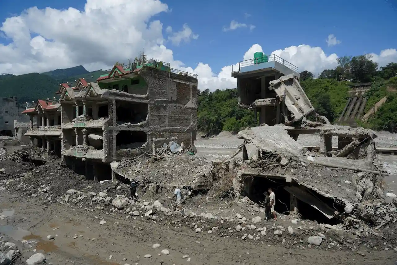 Daños materiales en Nuwakot tras la devastadora riada registrada el 26 de agosto en el norte de Nepal, en la frontera con China / Foto: Archivo - EP Daños materiales en Nuwakot tras la devastadora riada registrada el 26 de agosto en el norte de Nepal, en la frontera con China / Foto: Archivo - EP
