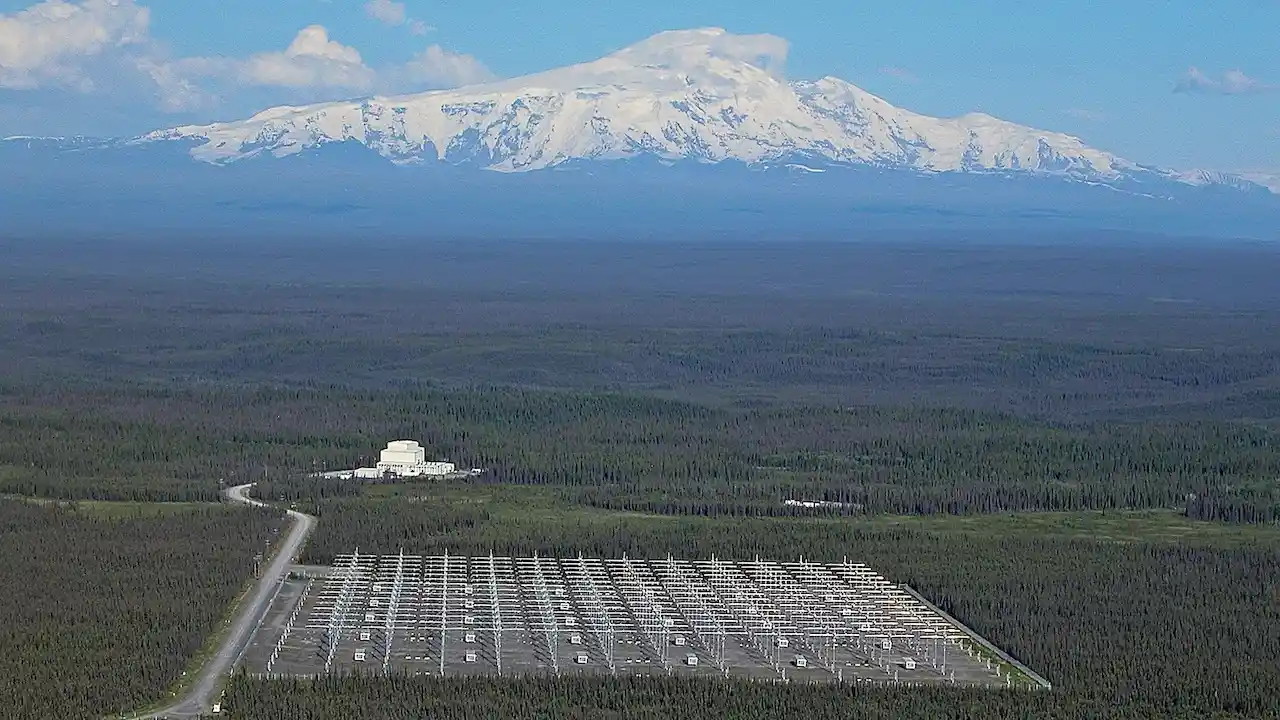 HAARP es un programa de investigación de la atmósfera superior centrado especialmente en la ionosfera / Foto: Kirtland Airfoce base - EP