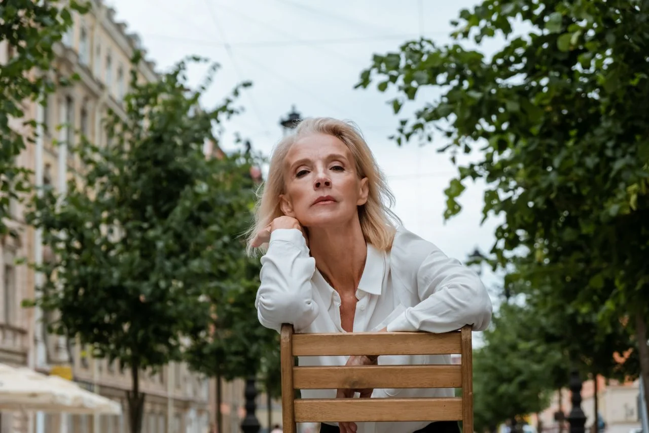 Los ovarios siguen cambiando después de la menopausia, según un estudio / Foto: PX