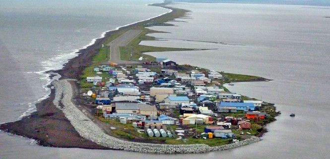 Vista aérea del pueblo de Kivalina, en Alaska / Foto: Re-Locate Kivalina