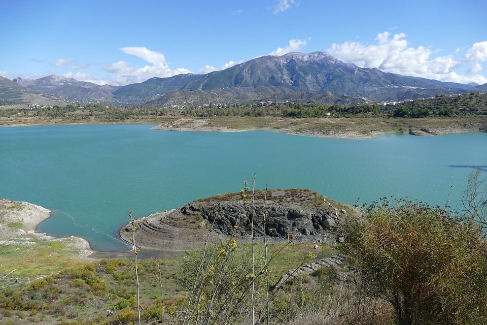 Embalse de La Viñuela, en Málaga / Foto: Mrs. Brown