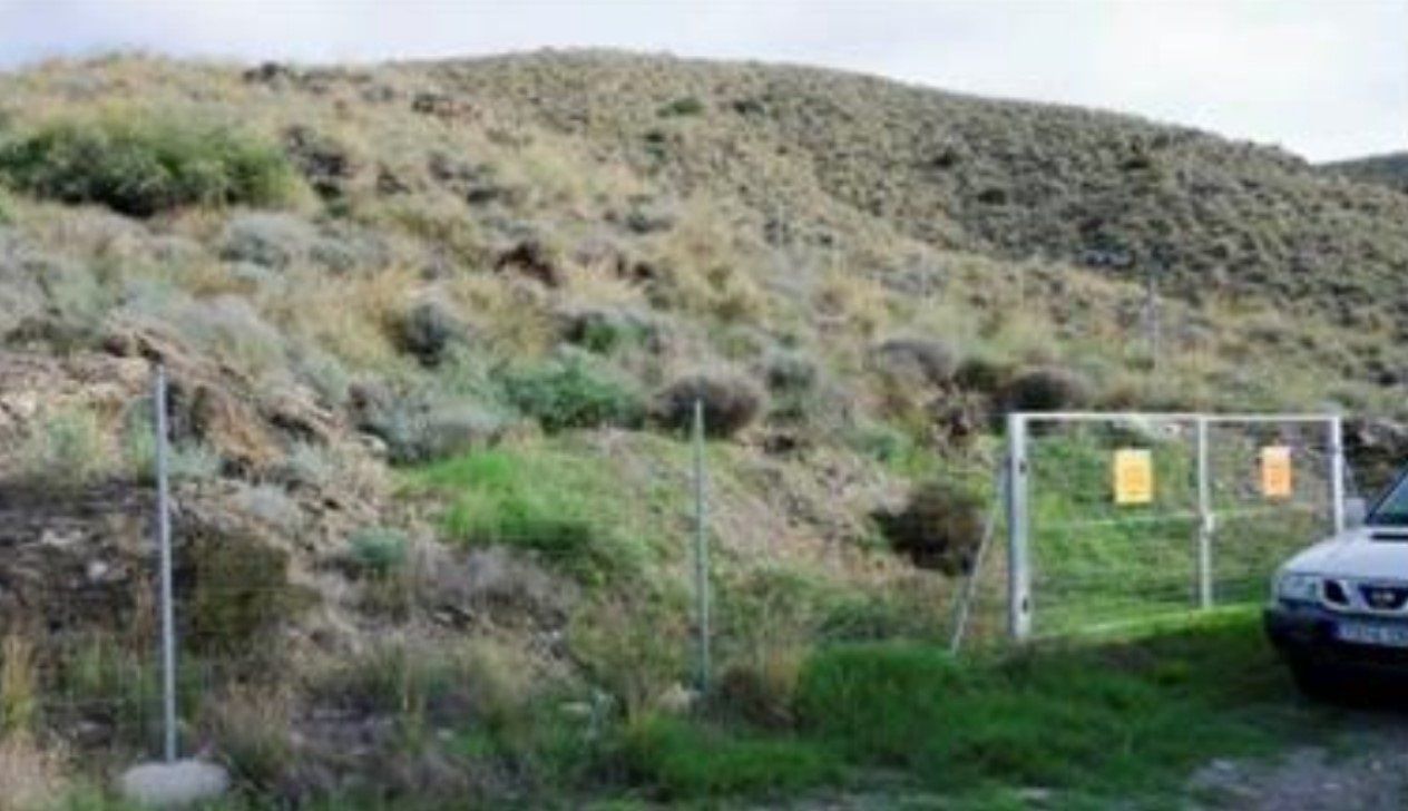 Vallado en una de las zonas de acceso restringido en Palomares, en Cuevas del Almanzora (Almería) / Foto: CIEMAT