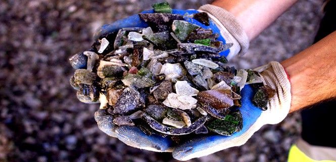 El 'calcín', vidrio triturado y sin impurezas que se suministra a las fábricas de envases / Foto: CF