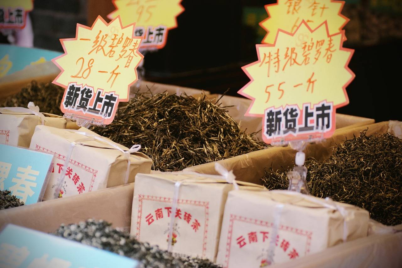 Insectos a la venta como comida en un mercado chino / Foto: Pixabay