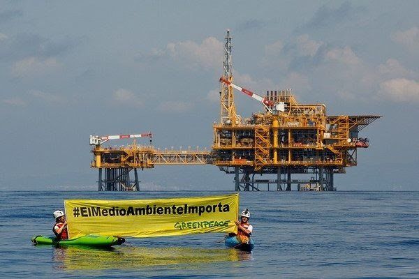 Acción de la organización frente a la plataforma del fallido proyecto Castor / Foto: Greenpeace