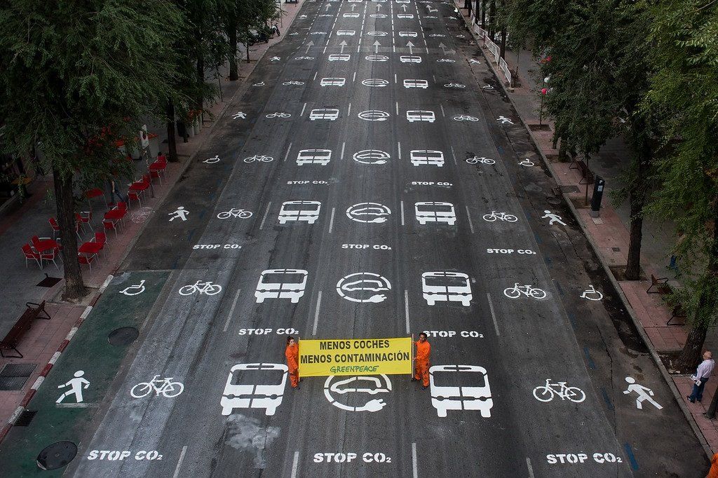 Acción de Greenpeace reclamando un nuevo uso de las calles en Madrid / Foto:Greenpeace