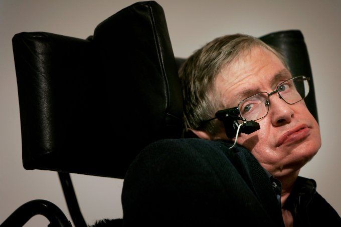 El físico británico poco antes de fallecer a principios de este año / Foto: Hawking.org