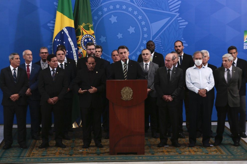 Bolsonaro comparece rodeado de su gabinete para responder a las acusaciones de Moro / Foto: Marcello Casa Jr. - Agencia Brasil