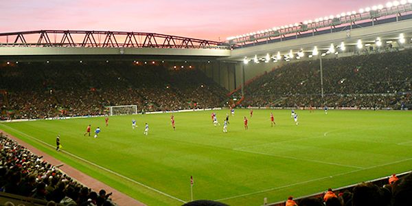 El estadio de Anfield Road de la ciudad inglesa fue el escenario del choque / Foto: Wikipedia