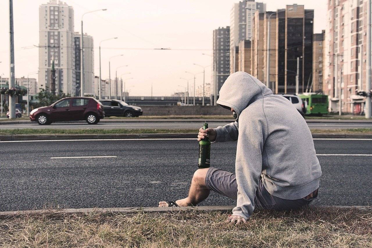 Estudios anteriores han observado un aumento del consumo de alcohol en determinados sectores de población debido a situaciones de crisis / Foto: Pixabay Estudios anteriores han observado un aumento del consumo de alcohol en determinados sectores de población debido a situaciones de crisis / Foto: Pixabay