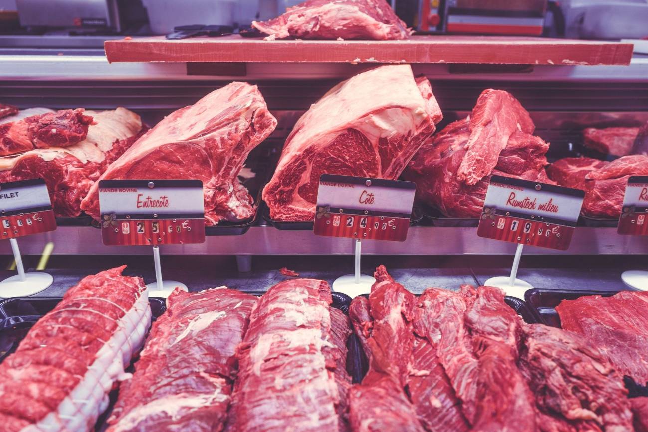 Porciones de carne de vacuno para su venta, en estanterías / Foto: Pixabay